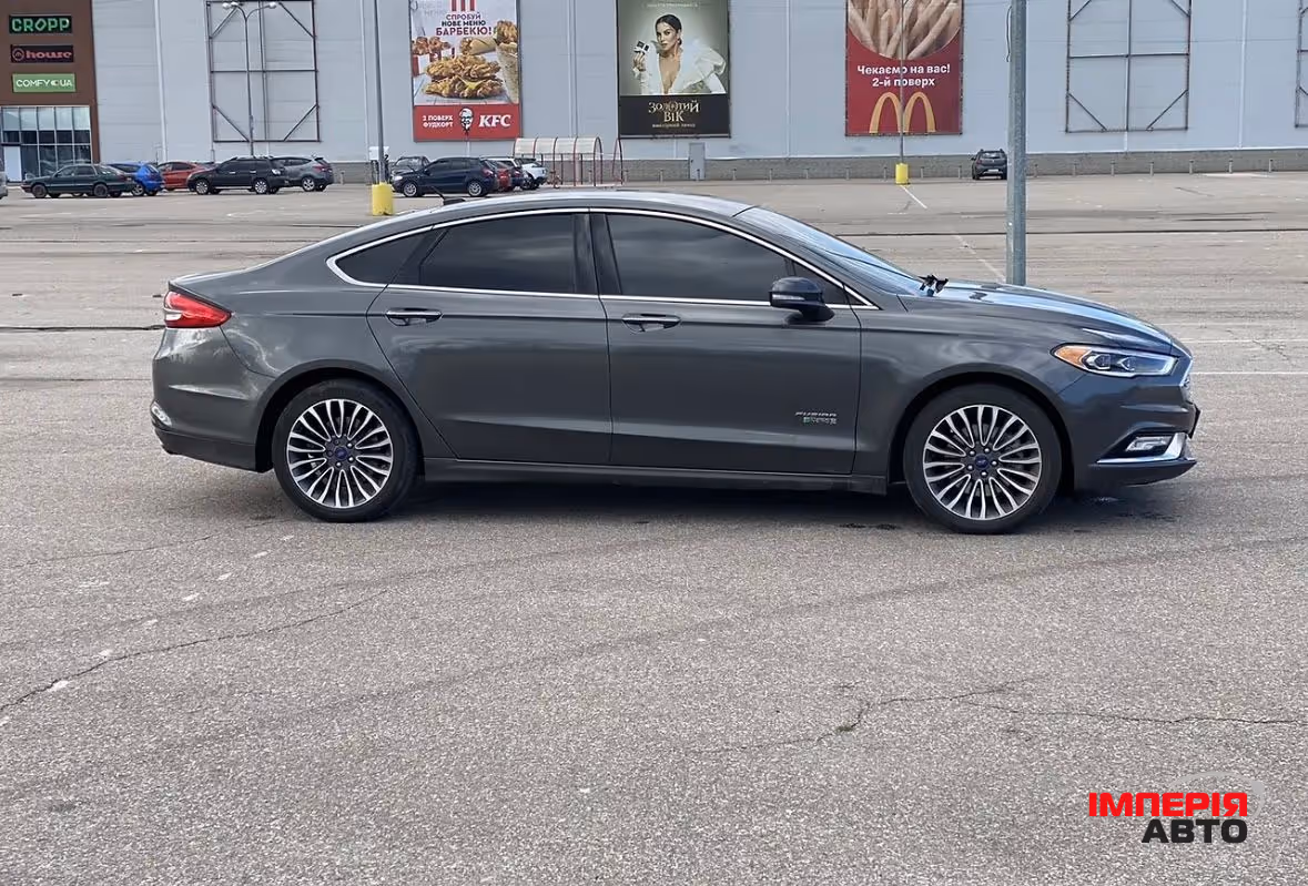 Ford Fusion USA - фото 10