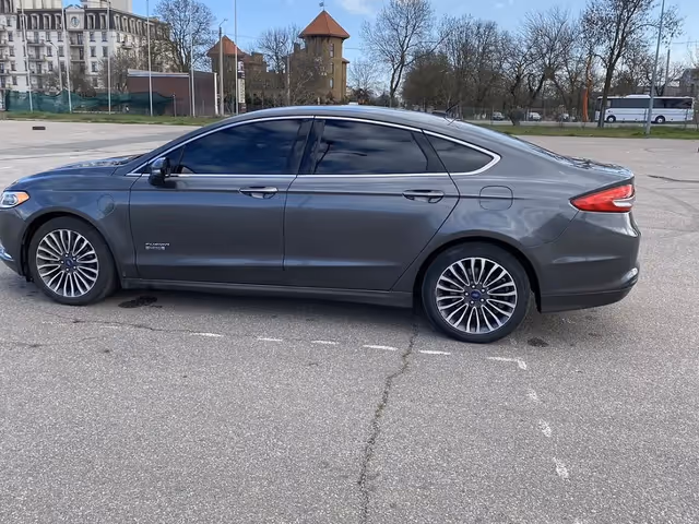 Ford Fusion USA - фото 3