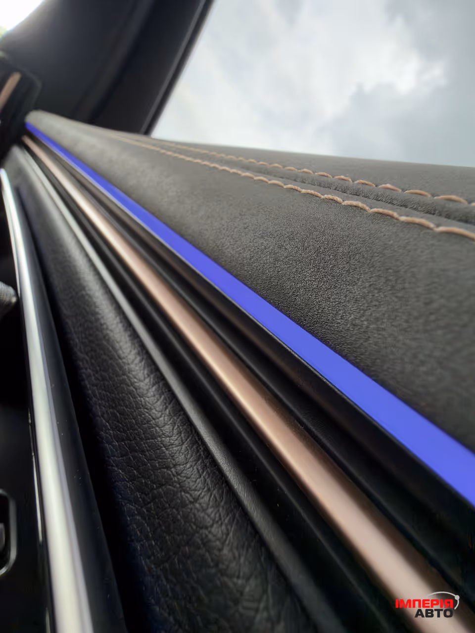 Mercedes-Benz EQS SUV - фото 74