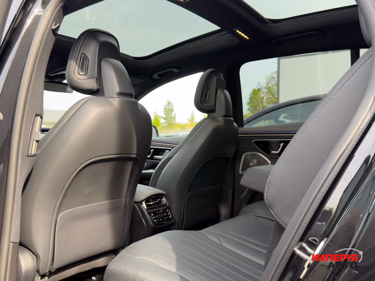 Mercedes-Benz EQS SUV - фото 20