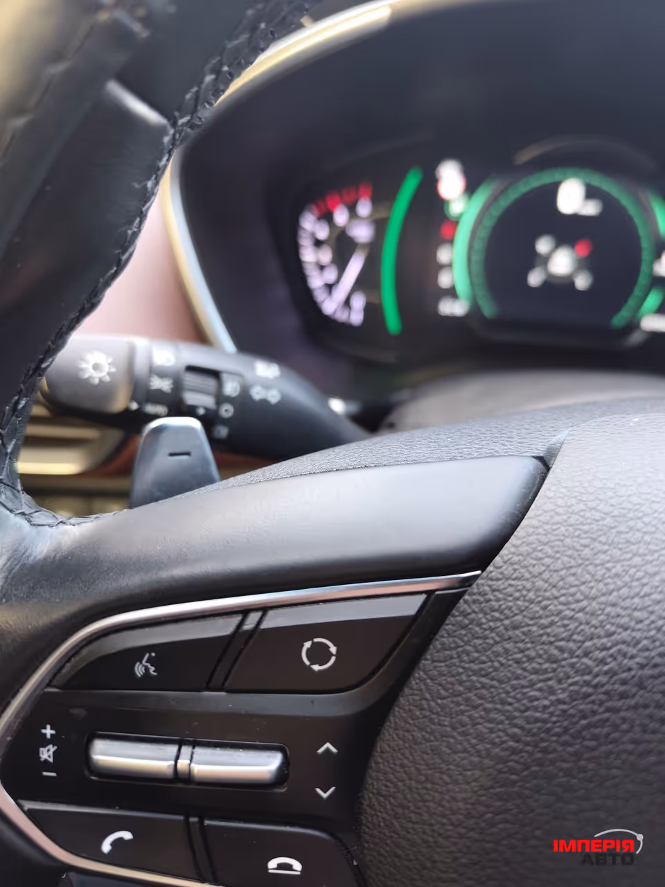 Hyundai Santa Fe - фото 4