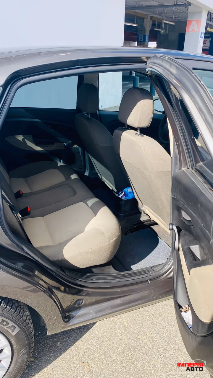 Fiat Linea - фото 20