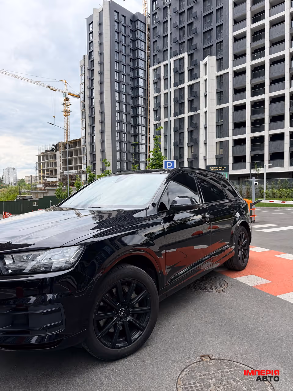 Audi Q7 - фото 6