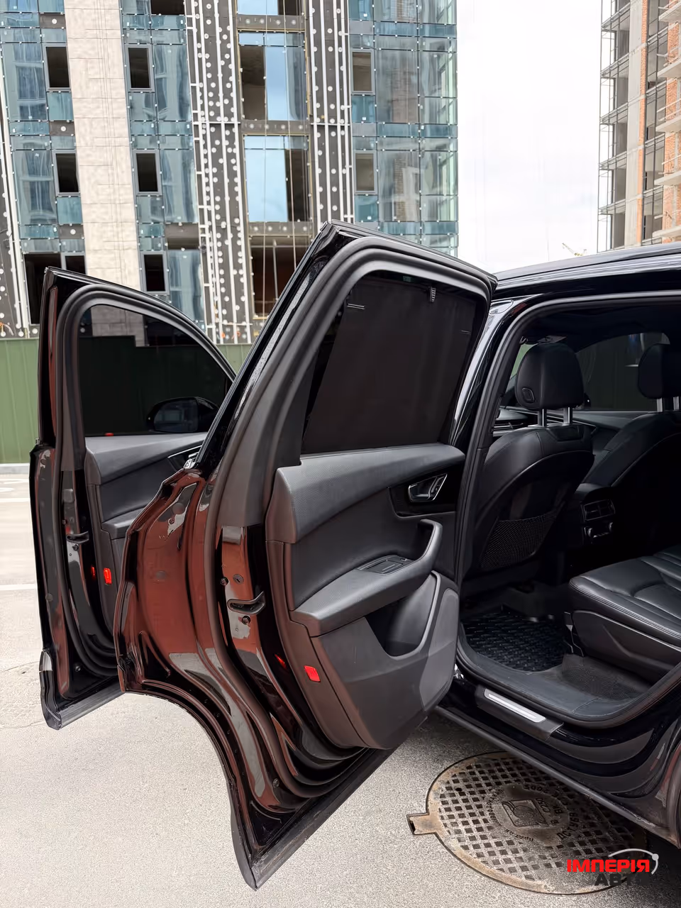 Audi Q7 - фото 18