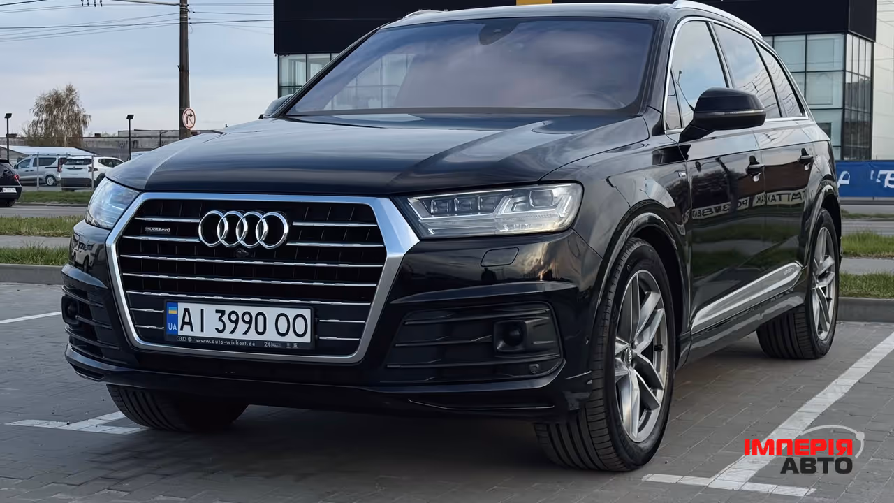 Audi Q7 - фото 1