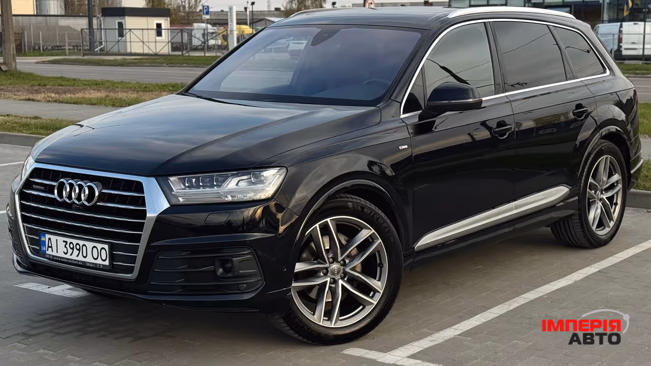 Audi Q7 - фото 6