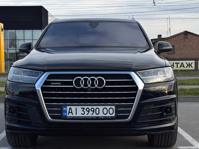 Audi Q7 - фото 2