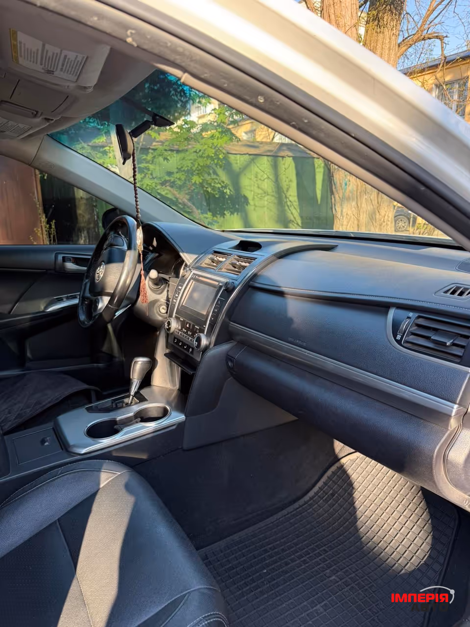 Toyota Camry - фото 7