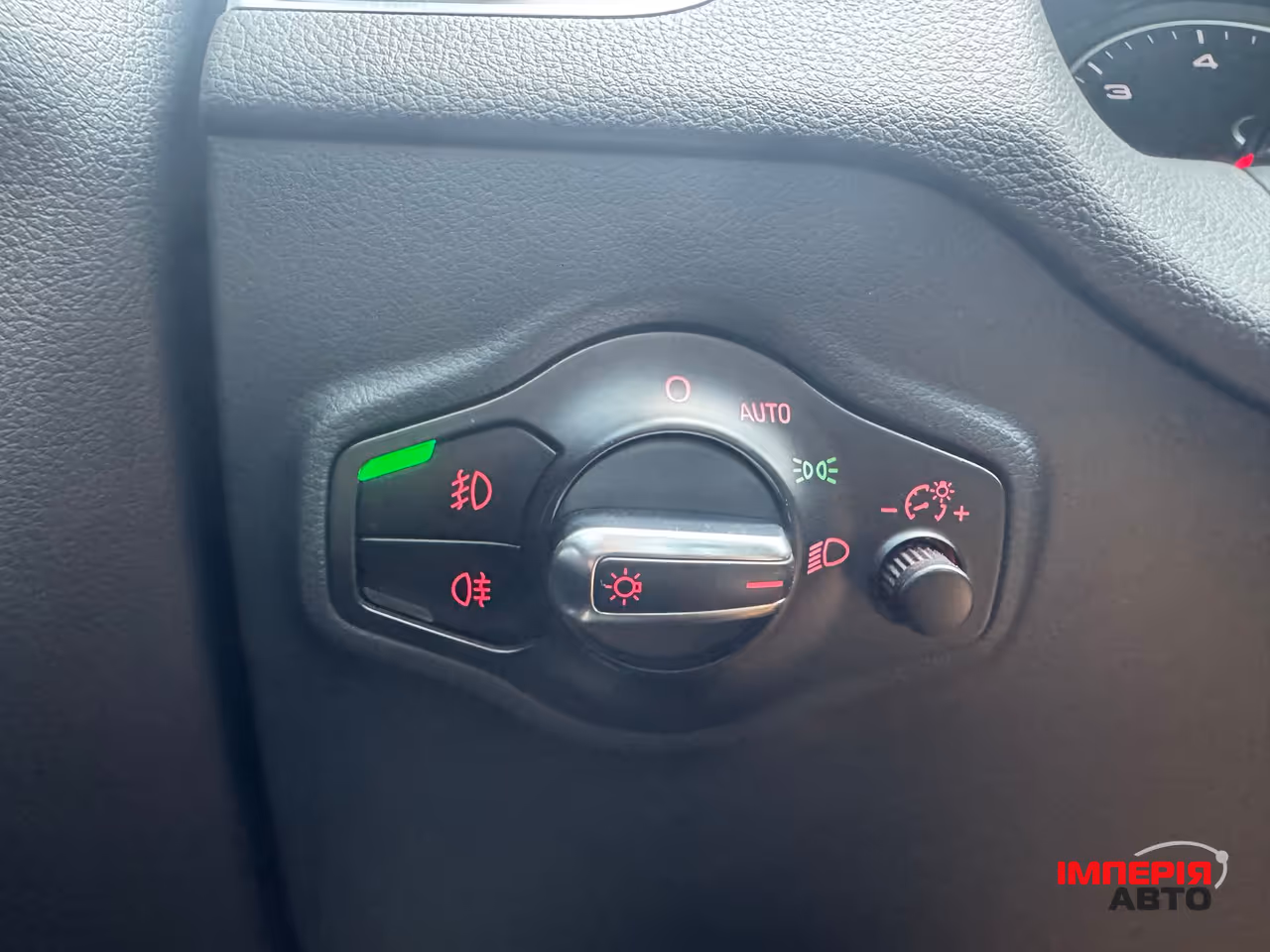 Audi Q5 - фото 19