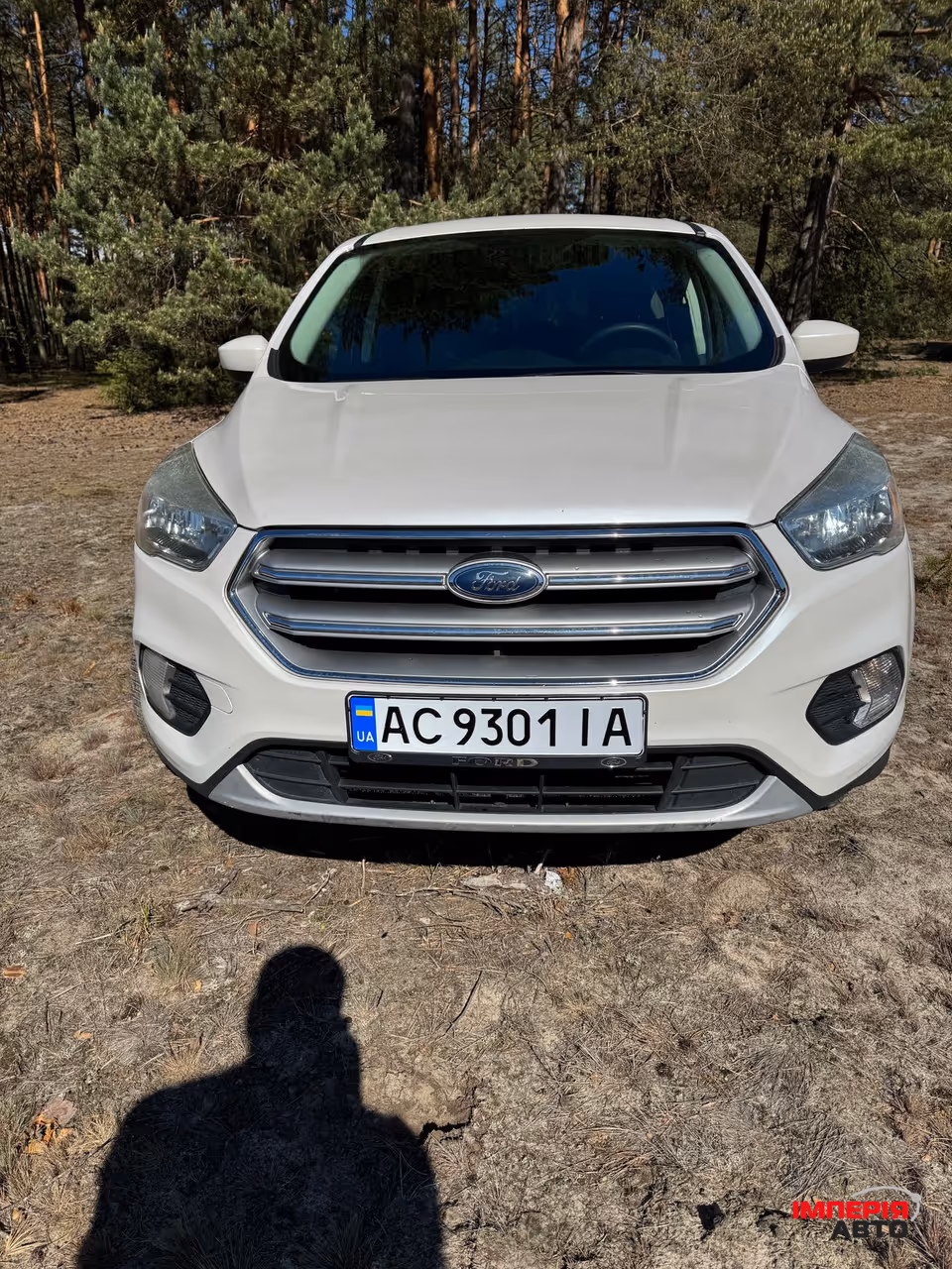 Ford Escape - фото 1
