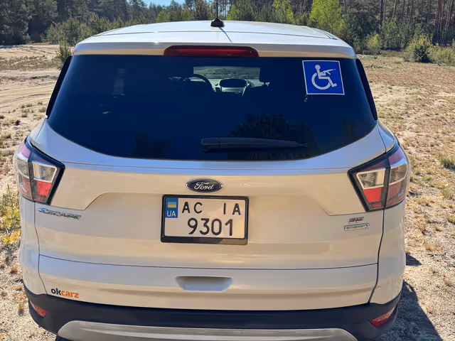 Ford Escape - фото 2