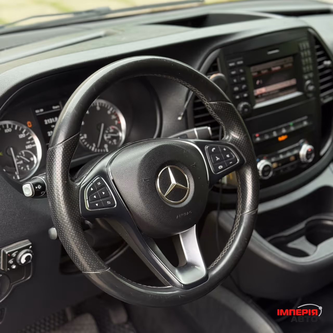 Mercedes-Benz Metris - фото 3
