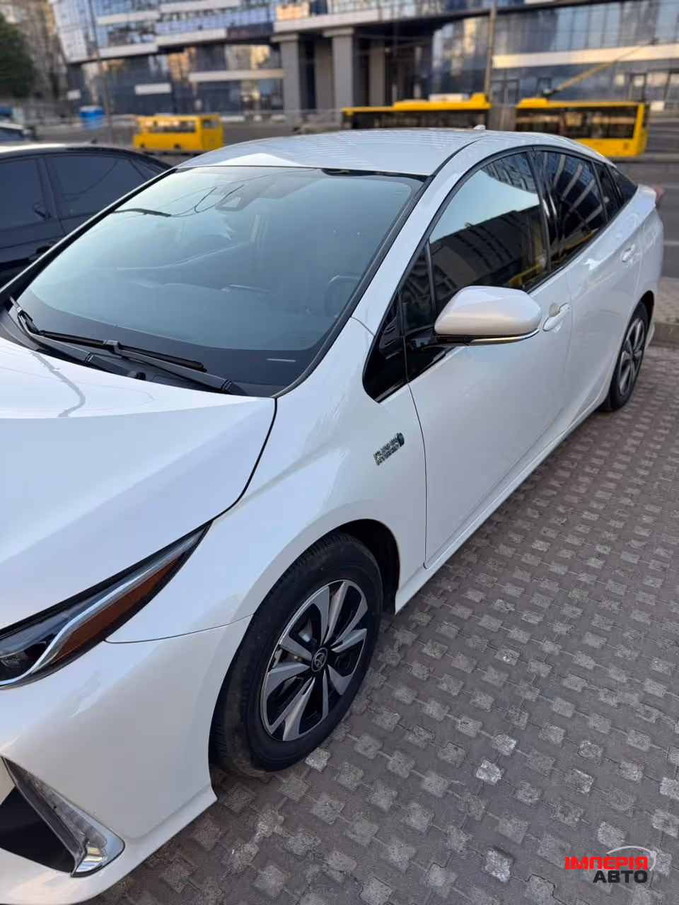 Toyota Prius - фото 3