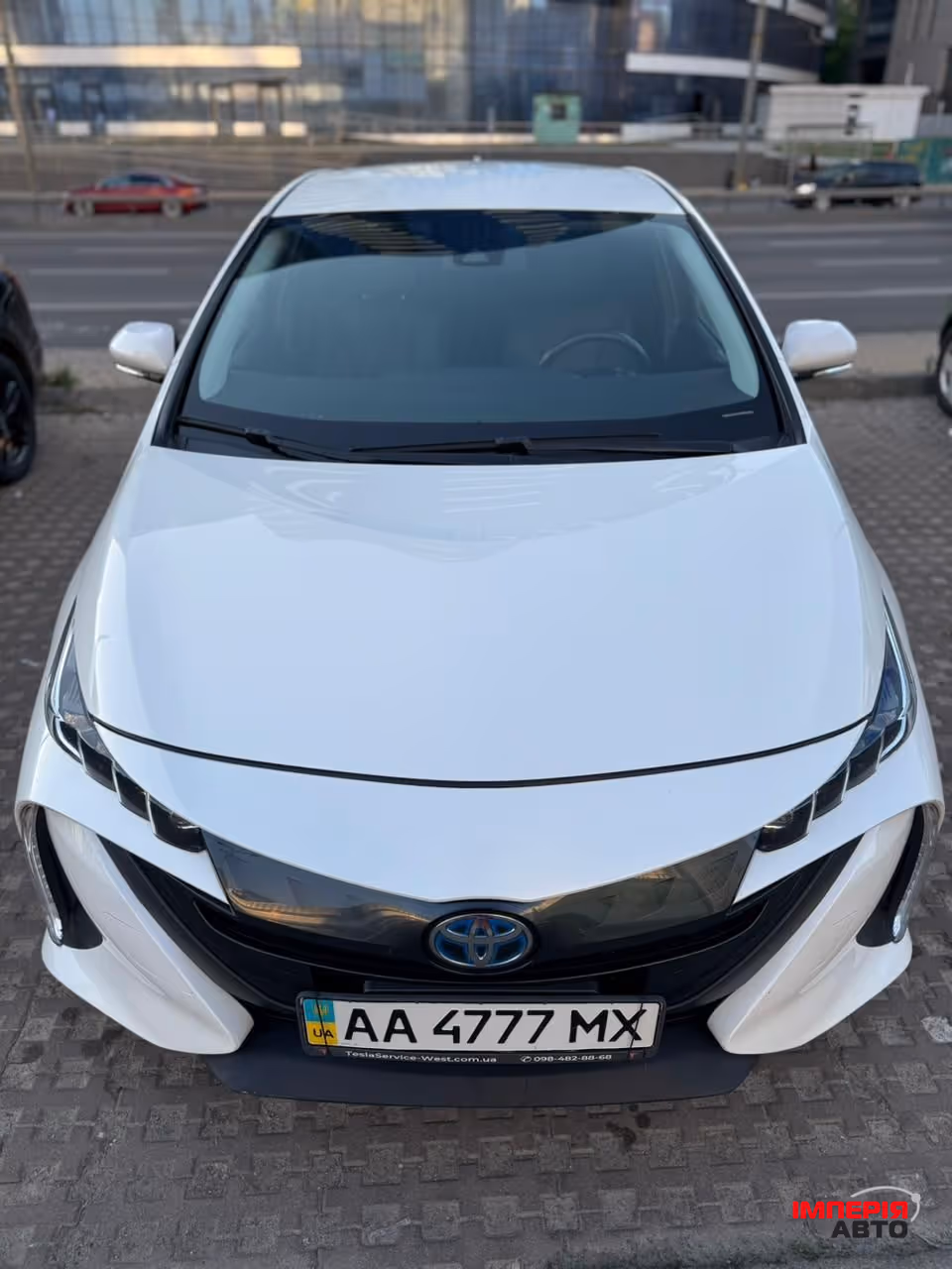 Toyota Prius - фото 2