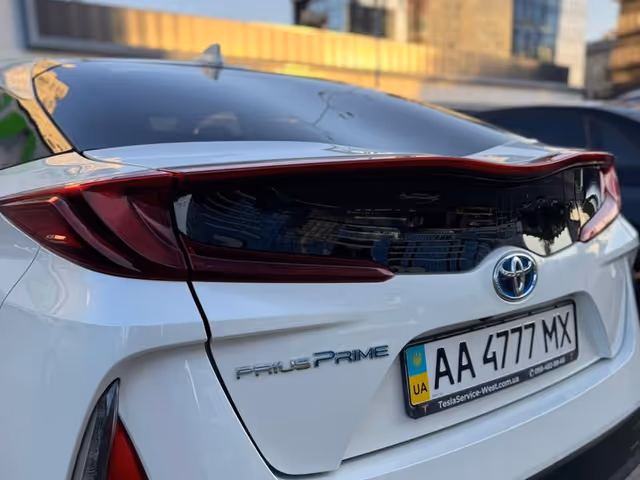 Toyota Prius - фото 5