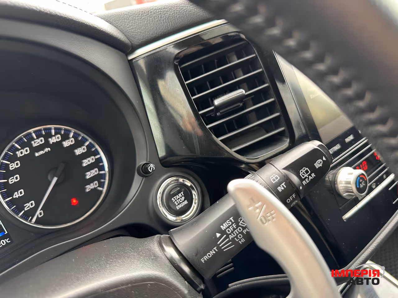 Mitsubishi Outlander - фото 25