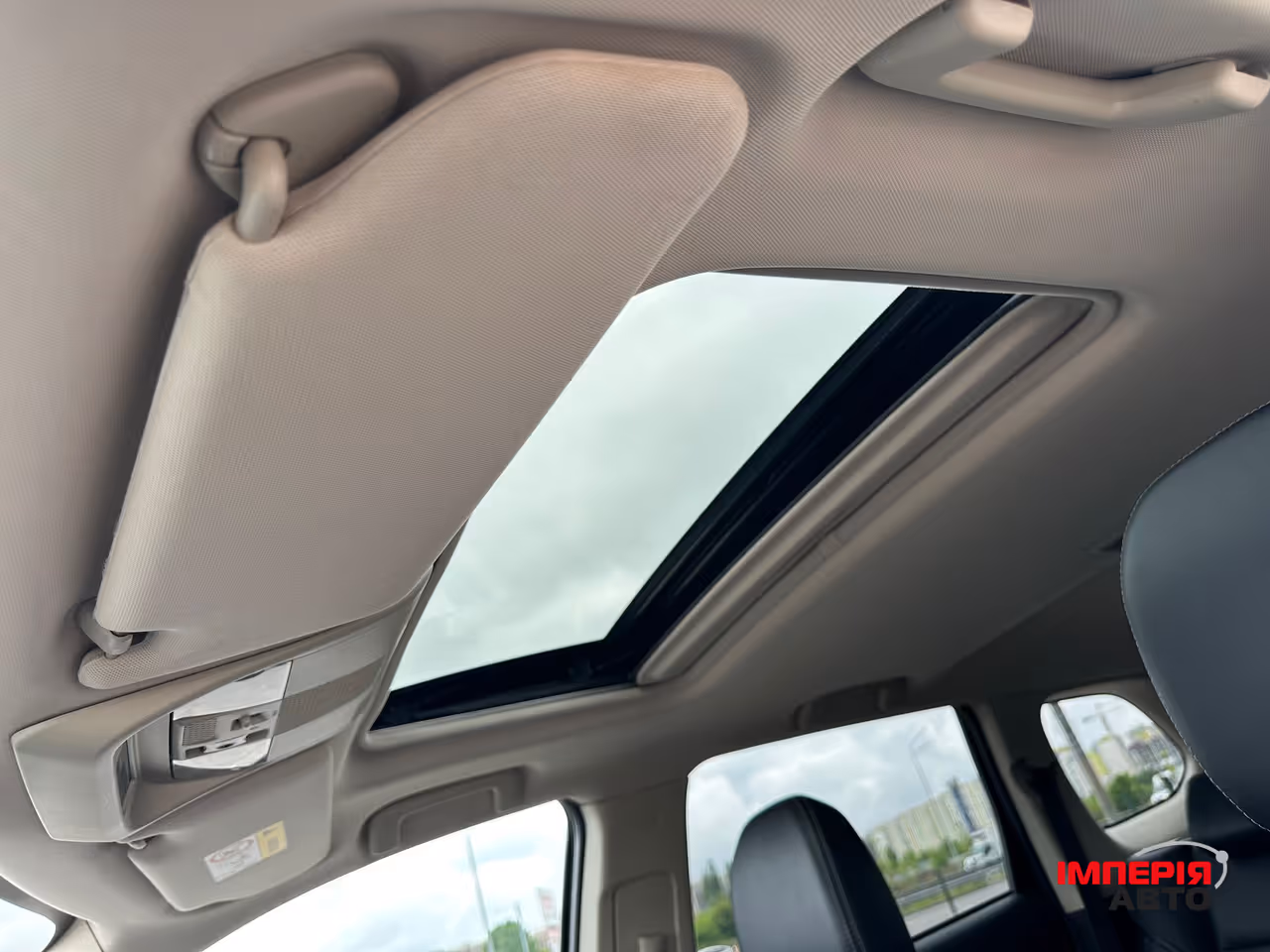 Mitsubishi Outlander - фото 29