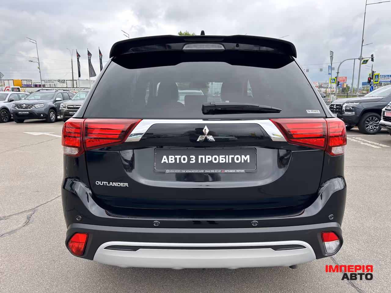 Mitsubishi Outlander - фото 6