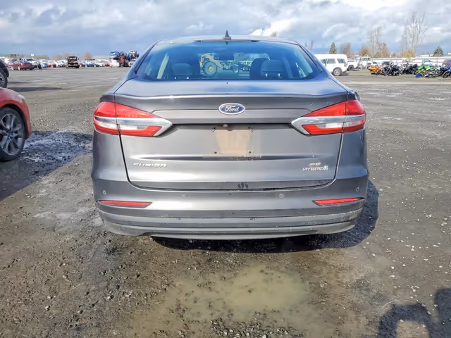 Ford Fusion USA - фото 5