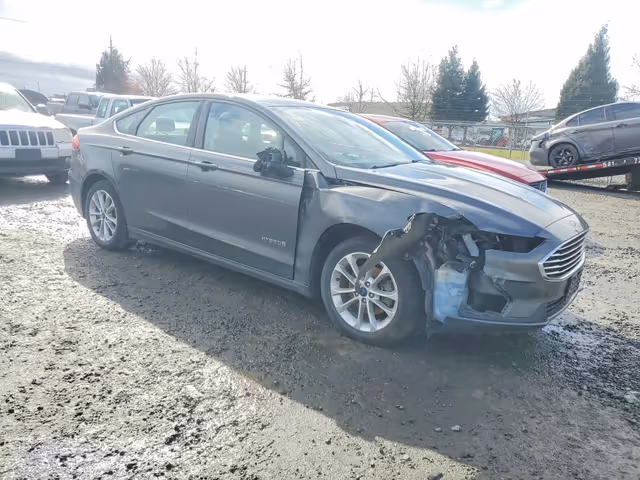 Ford Fusion USA - фото 3