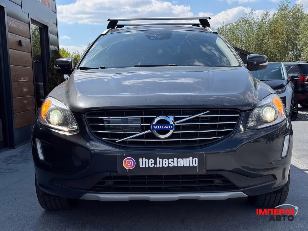Volvo XC60 - фото 10