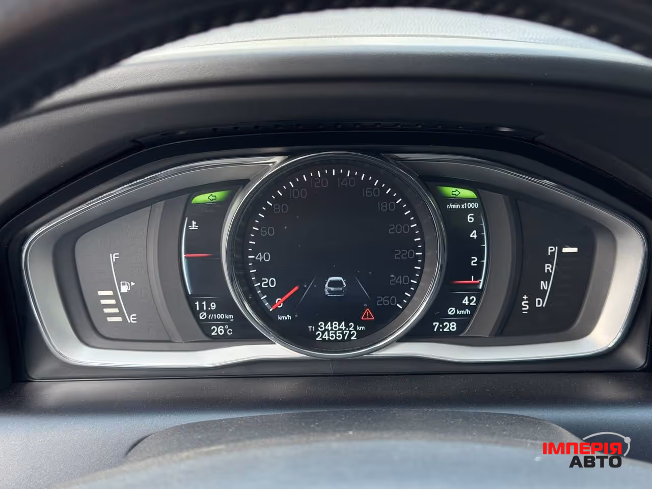 Volvo XC60 - фото 44