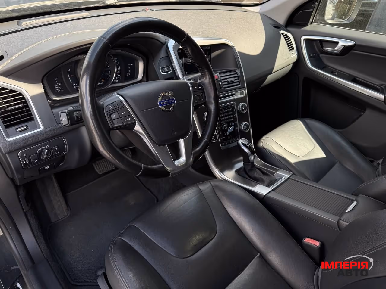 Volvo XC60 - фото 38