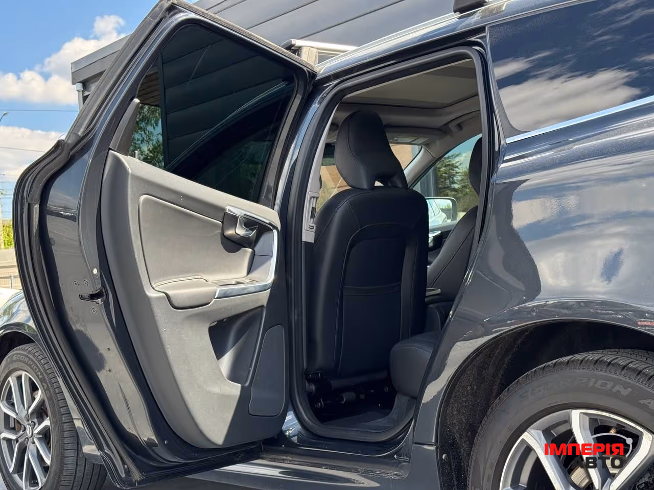 Volvo XC60 - фото 50