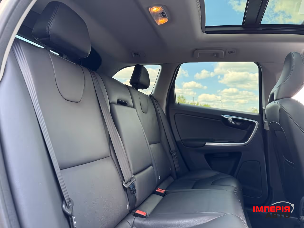 Volvo XC60 - фото 71