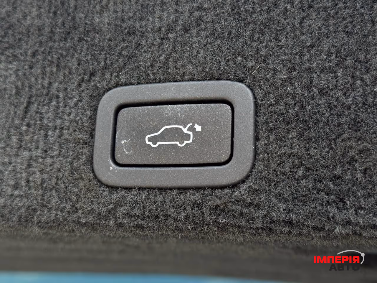 Volvo XC60 - фото 24