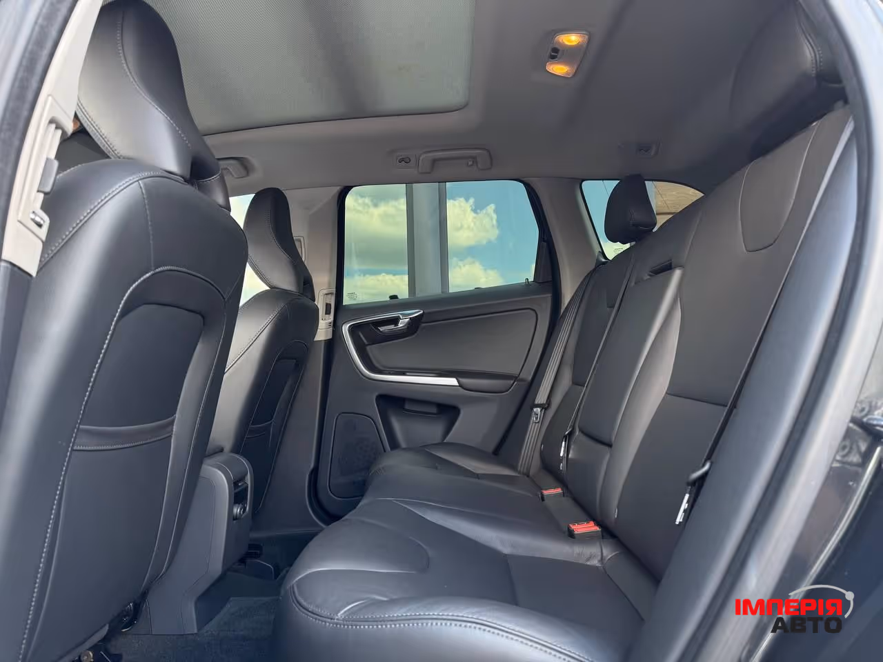 Volvo XC60 - фото 55