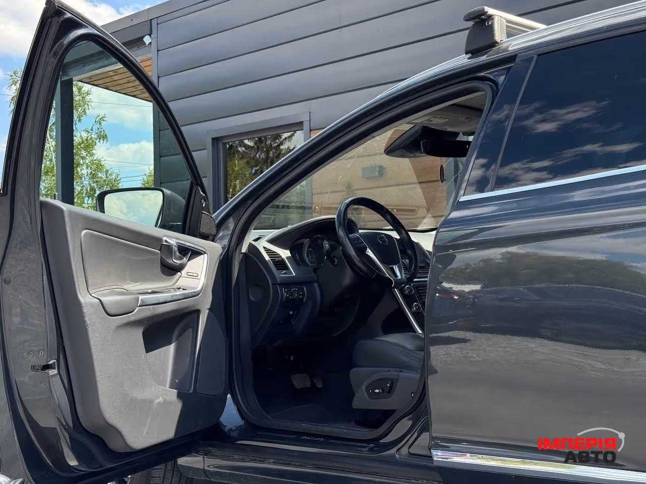 Volvo XC60 - фото 27