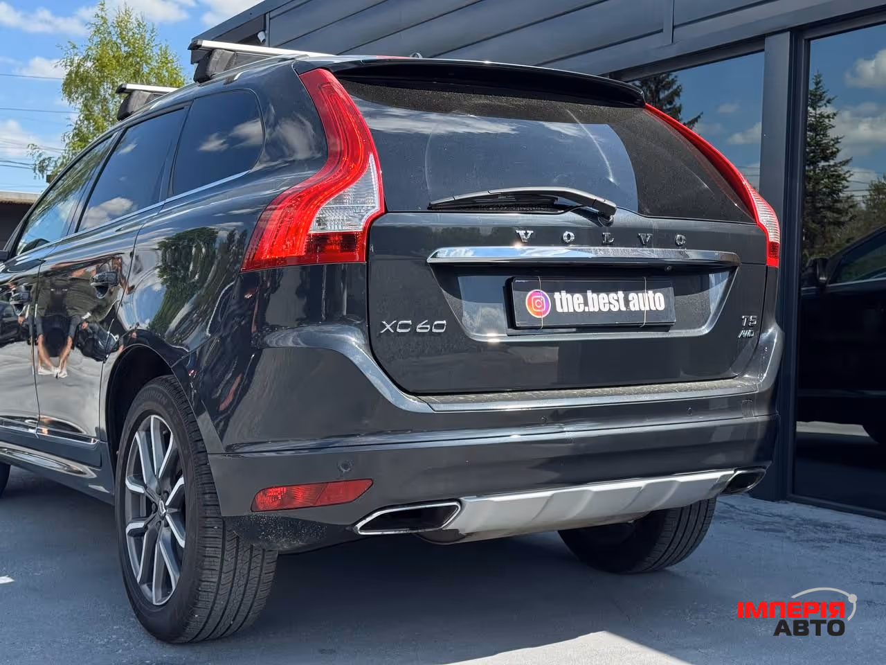 Volvo XC60 - фото 18