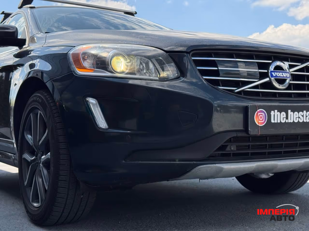 Volvo XC60 - фото 12