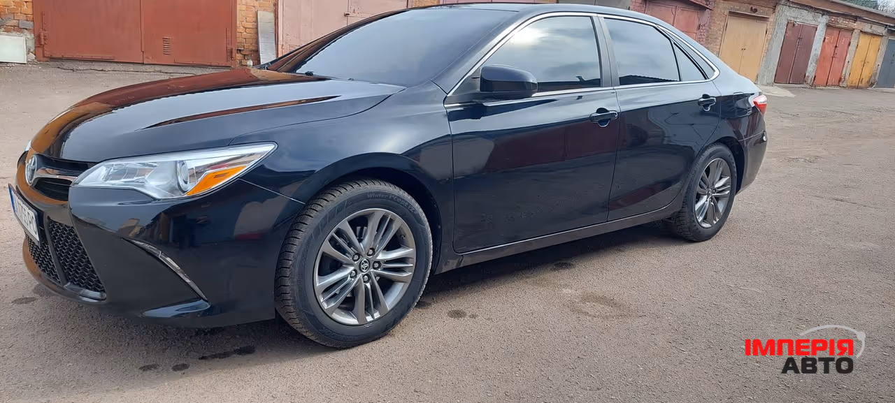 Toyota Camry - фото 5