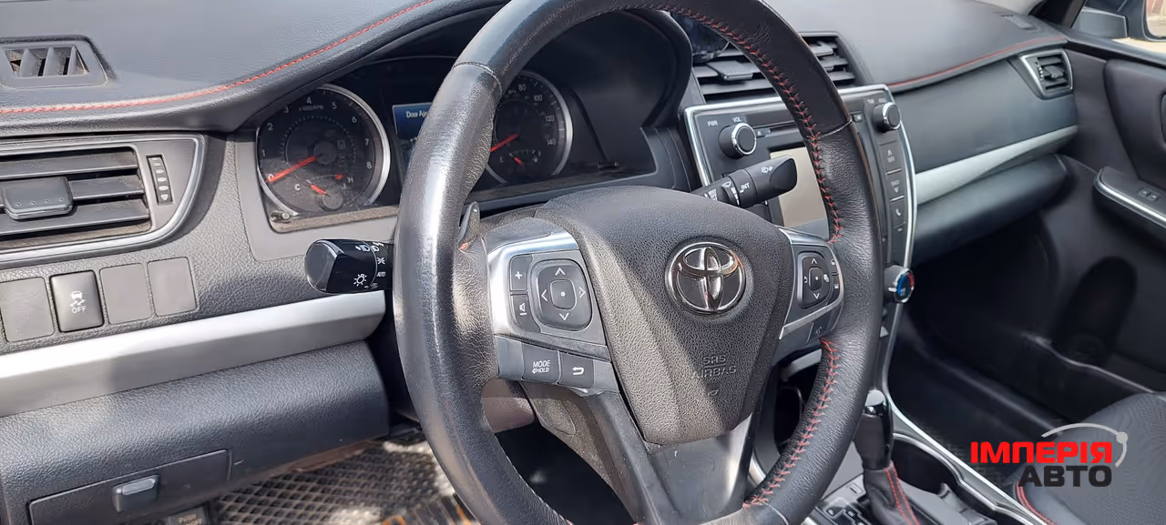 Toyota Camry - фото 13