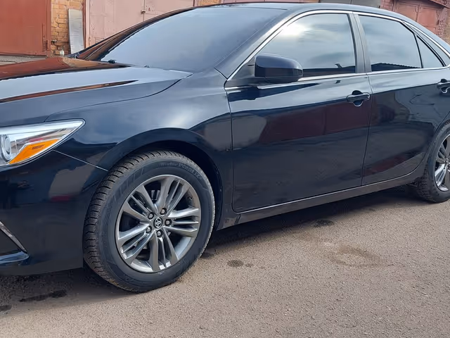 Toyota Camry - фото 5