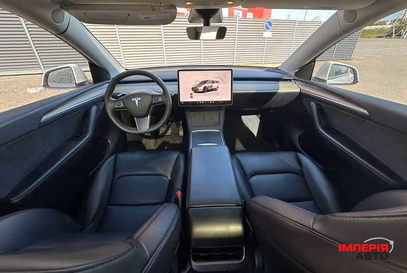 Tesla Model Y - фото 10
