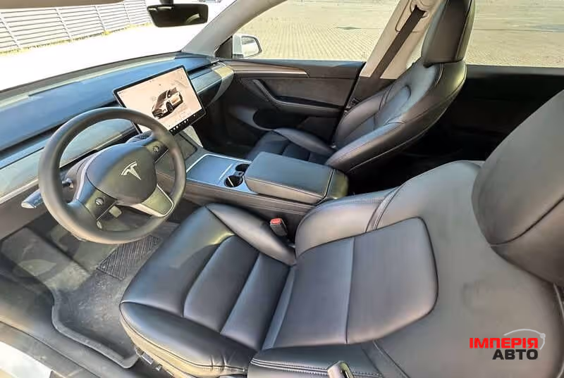 Tesla Model Y - фото 9