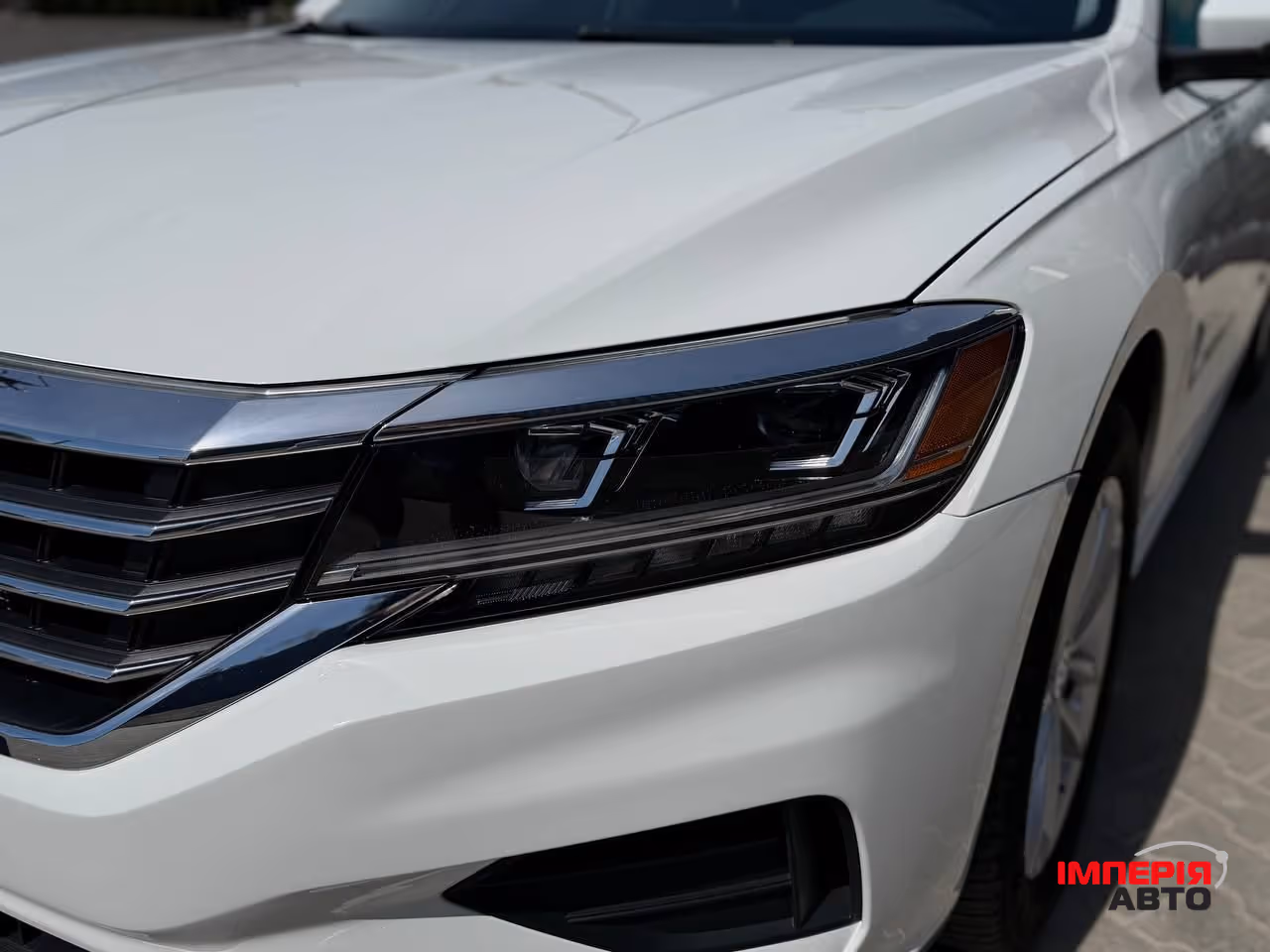 Volkswagen Passat - фото 3