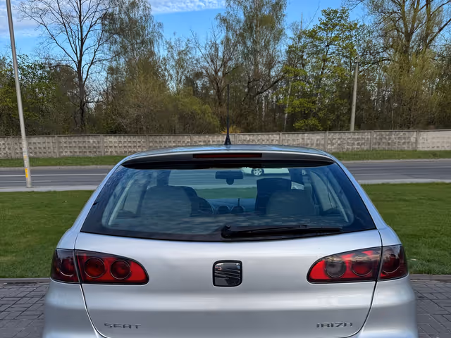 SEAT Ibiza - фото 3