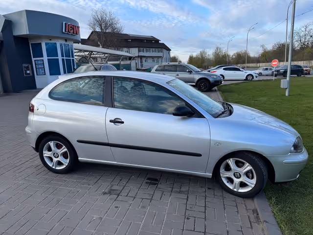 SEAT Ibiza - фото 5