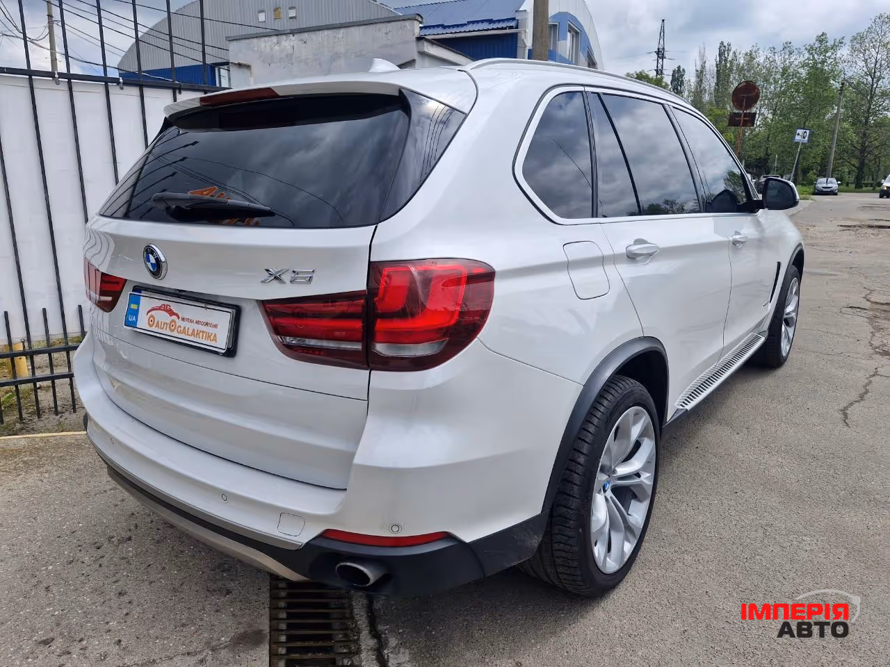 BMW X5 - фото 3