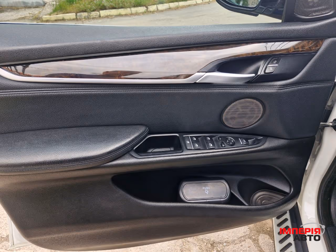 BMW X5 - фото 8