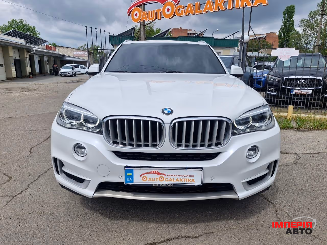 BMW X5 - фото 2