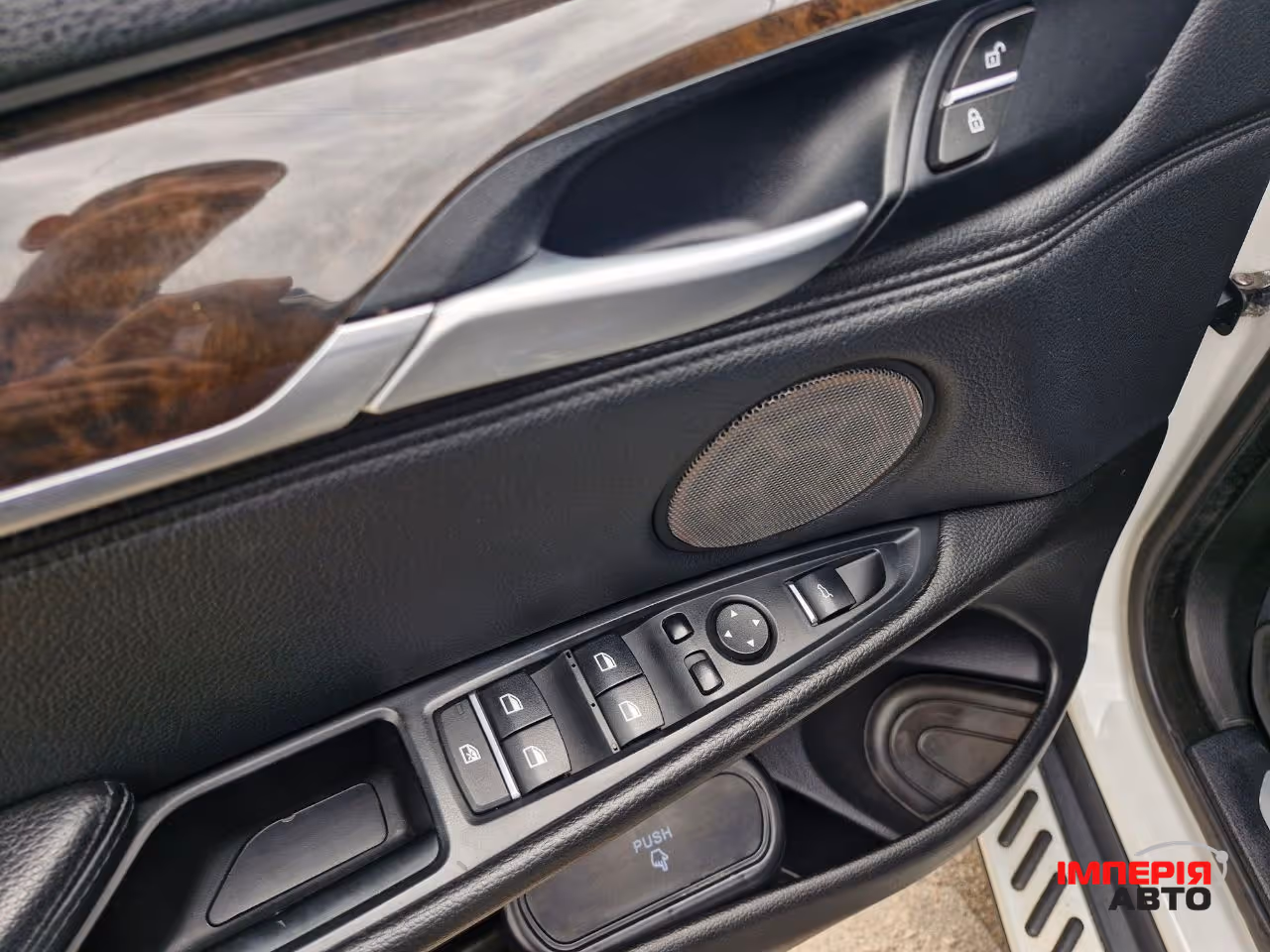 BMW X5 - фото 11
