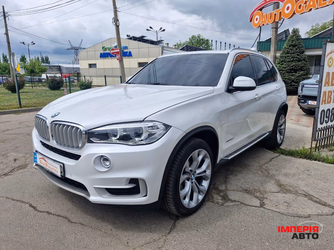 BMW X5 - фото 1