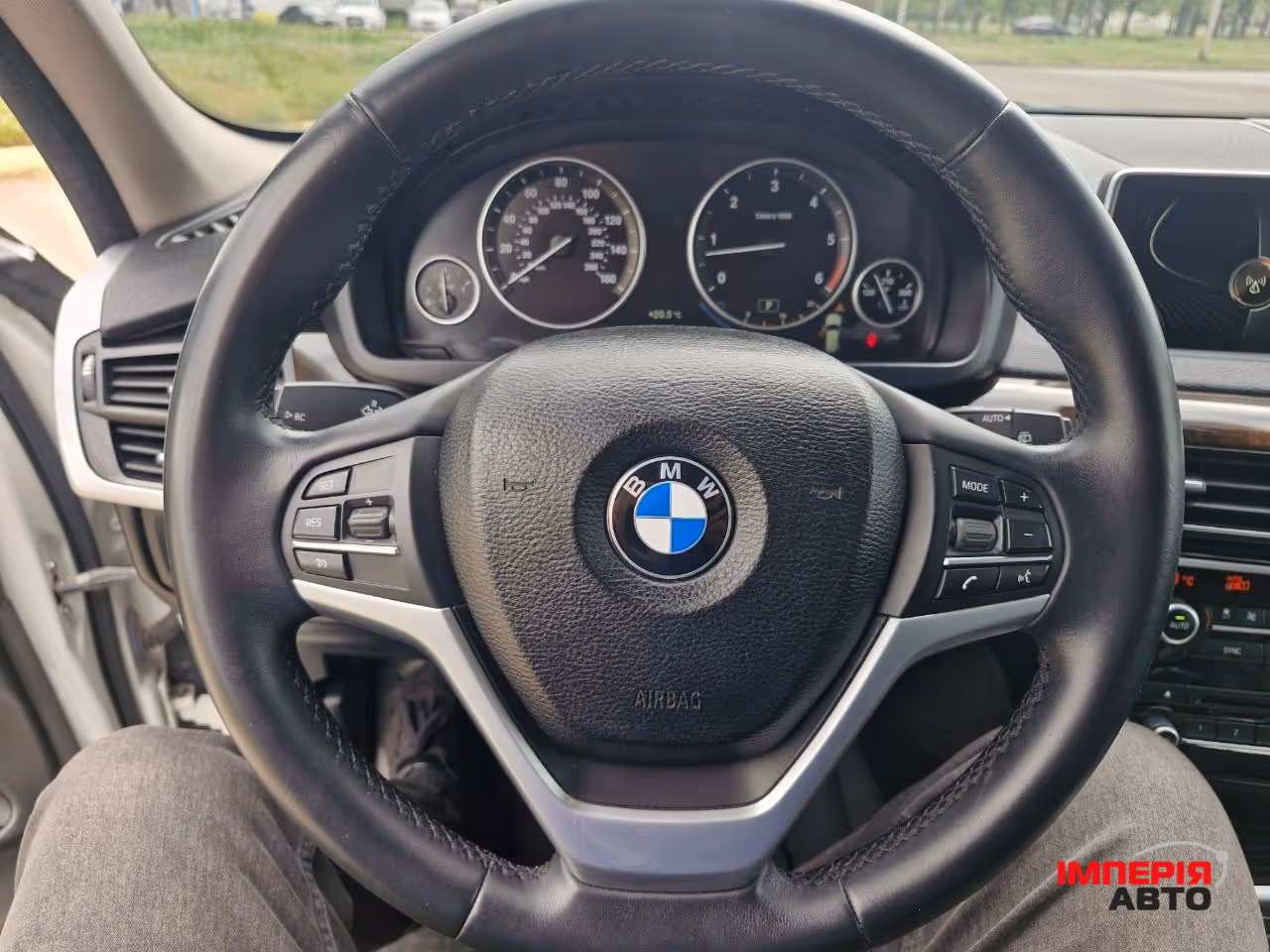 BMW X5 - фото 16