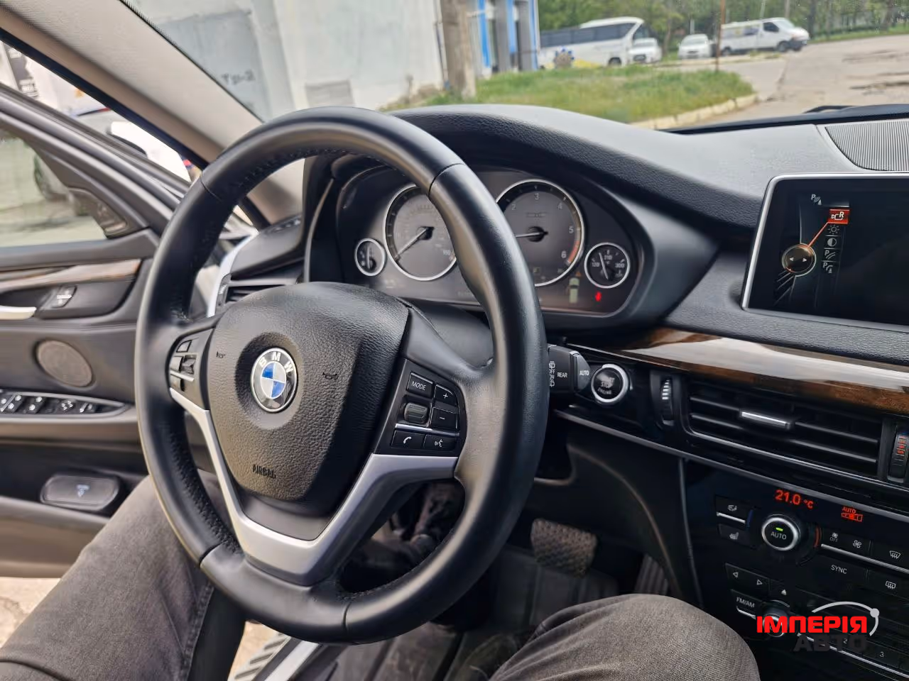 BMW X5 - фото 21