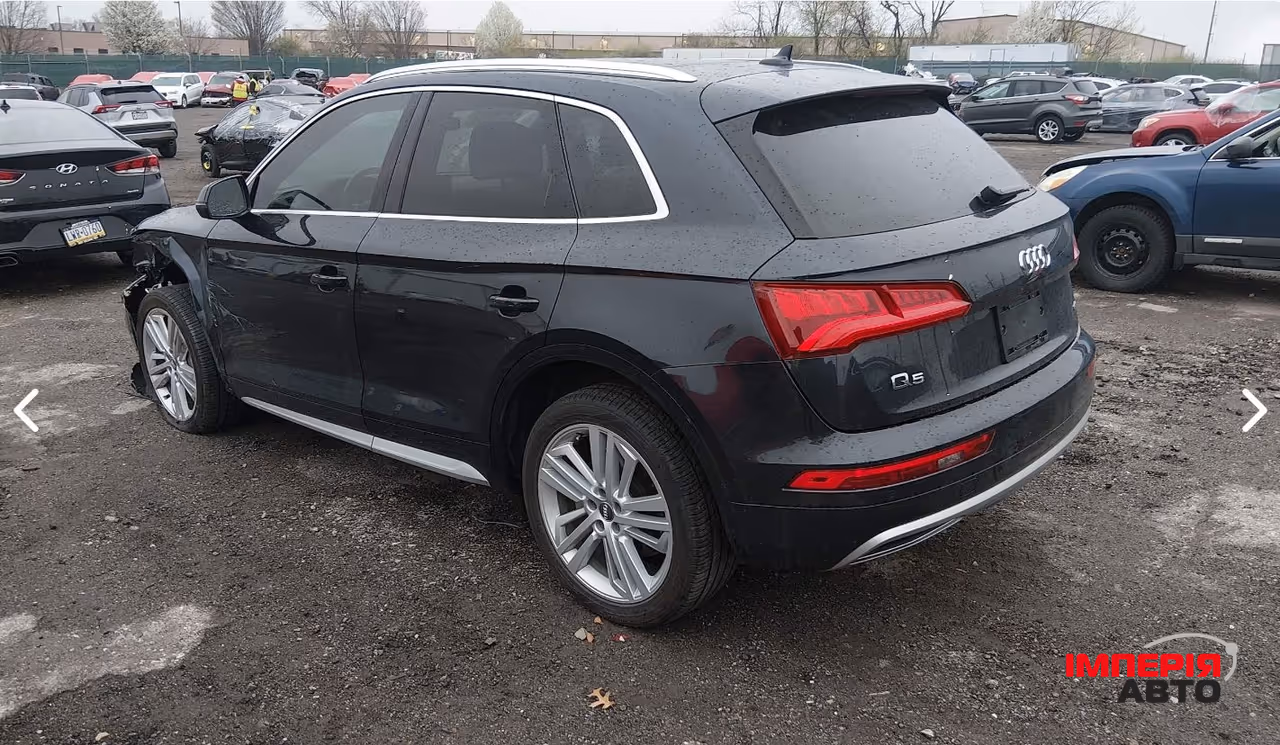 Audi Q5 - фото 3